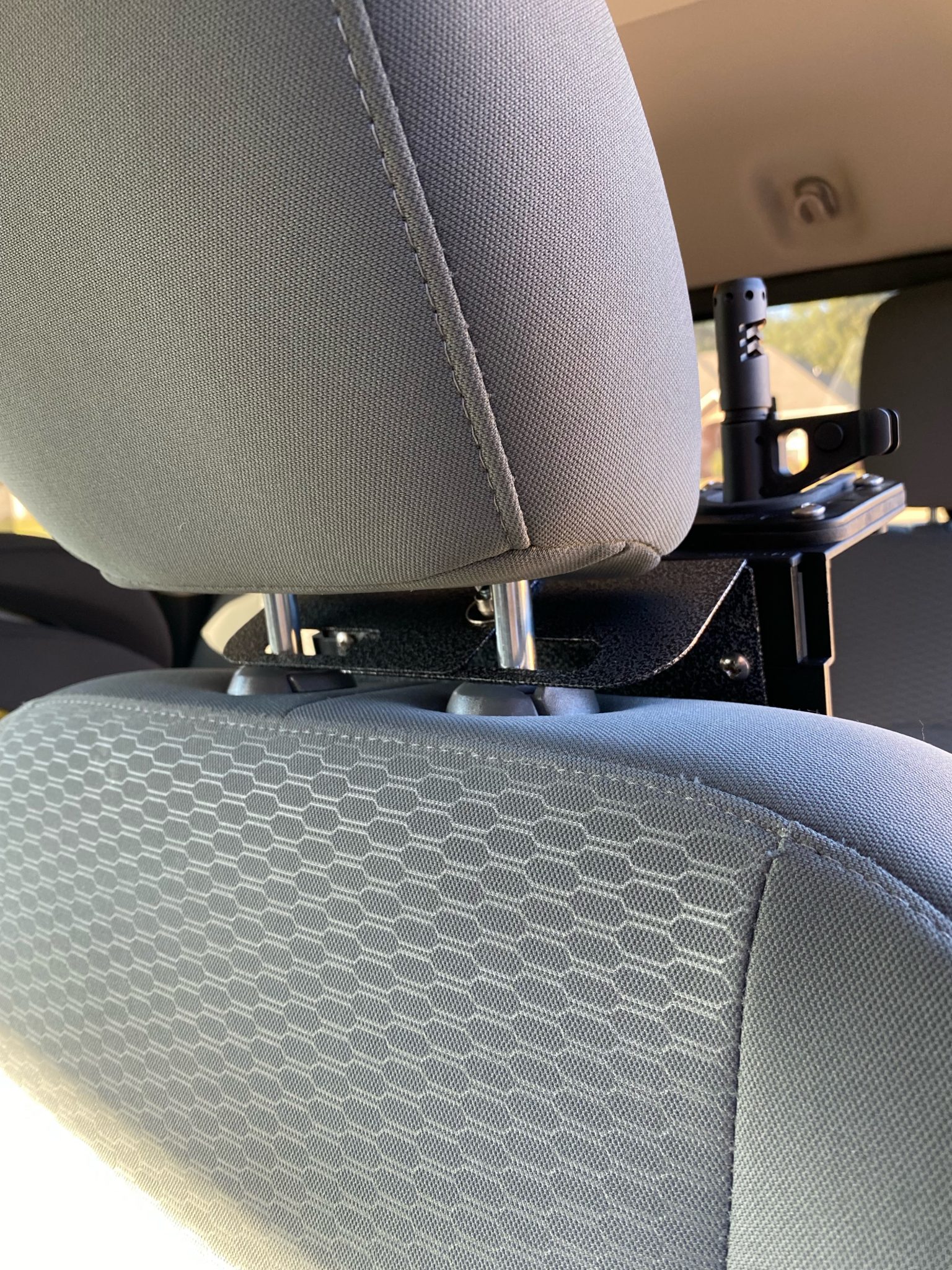 Double Head Rest Vehicle Gun Rack with 2 Gungrabbers 2 Butts The Gun